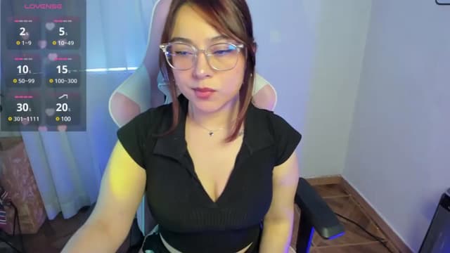 Gallery image thumbnail from Emoon's myfreecams stream on, 11/15/2024, 13:47 image 6 of 20
