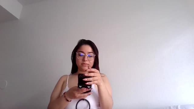 Gallery image thumbnail from Emoon's myfreecams stream on, 02/09/2026, 18:50 image 10 of 20