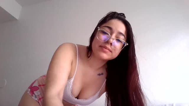 Gallery image thumbnail from Emoon's myfreecams stream on, 02/09/2026, 18:50 image 9 of 20
