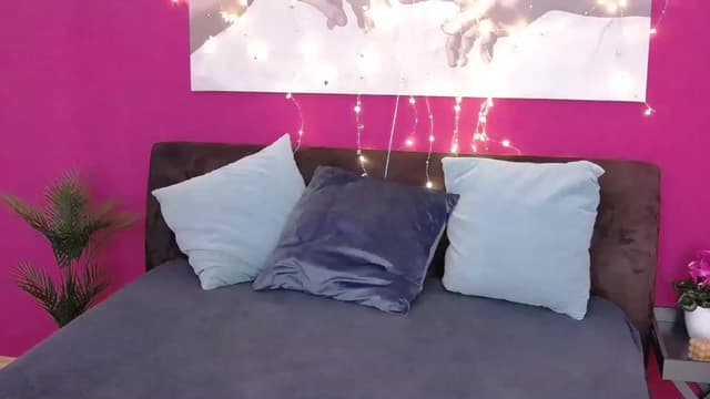 Gallery image thumbnail from Er_in's myfreecams stream on, 11/24/2022, 13:38 image 3 of 20