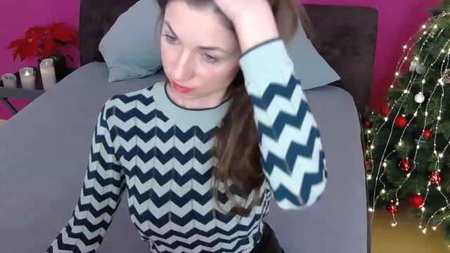 Gallery image thumbnail from Er_in's myfreecams stream on, 12/22/2022, 12:54 image 3 of 20
