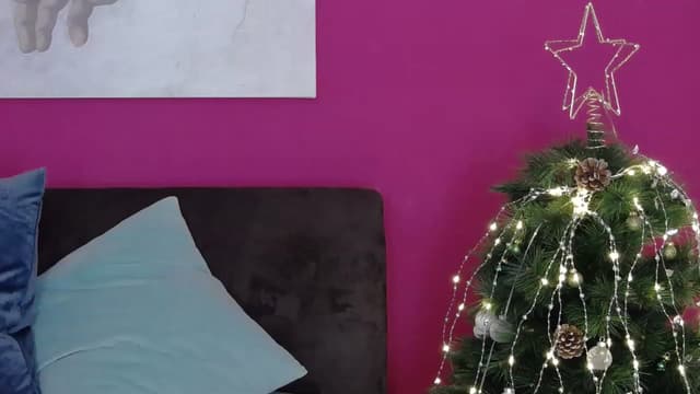 Gallery image thumbnail from Er_in's myfreecams stream on, 12/22/2022, 15:12 image 9 of 20