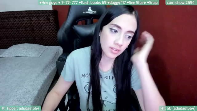 Gallery image thumbnail from Evi3_'s myfreecams stream on, 11/17/2022, 10:37 image 14 of 20