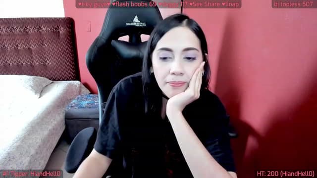 Gallery image thumbnail from Evi3_'s myfreecams stream on, 11/29/2022, 15:32 image 14 of 20