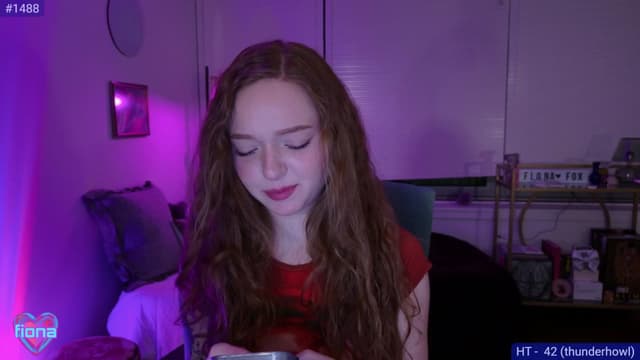 Gallery image thumbnail from Fiona's myfreecams stream on, 06/10/2025, 09:14 image 6 of 20