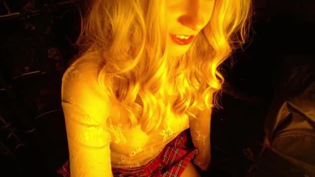 Gallery image thumbnail from H0NEY's myfreecams stream on, 12/06/2025, 16:00 image 8 of 20