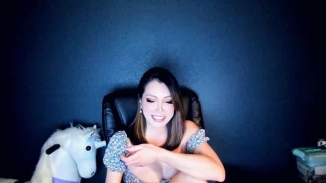 Gallery image thumbnail from Haru_'s myfreecams stream on, 05/04/2025, 05:39 image 12 of 20