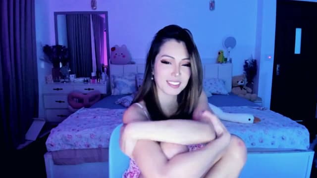 Gallery image thumbnail from Haru_'s myfreecams stream on, 06/10/2025, 06:07 image 18 of 20