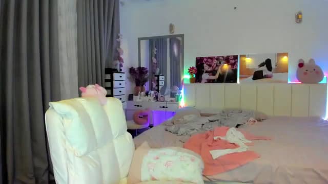 Gallery image thumbnail from Haru_'s myfreecams stream on, 12/26/2025, 06:21 image 14 of 20