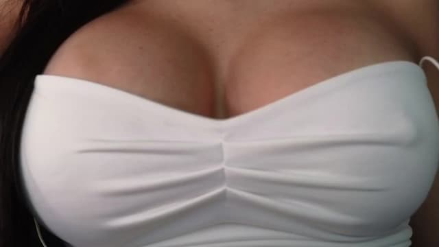Gallery image thumbnail from HeeyK's myfreecams stream on, 07/01/2024, 17:47 image 1 of 20