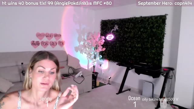 Gallery image thumbnail from HeyBB's myfreecams stream on, 09/22/2023, 20:04 image 19 of 20
