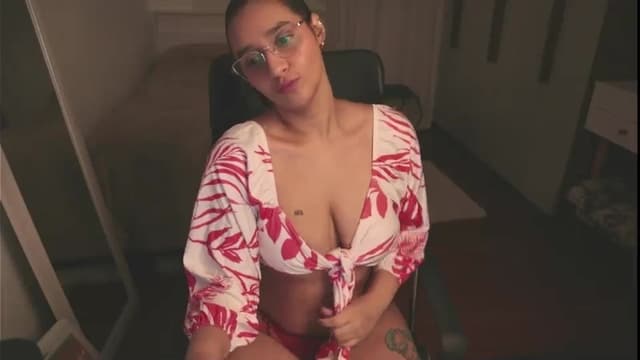 Gallery image thumbnail from Iris_'s myfreecams stream on, 07/16/2024, 11:30 image 8 of 20