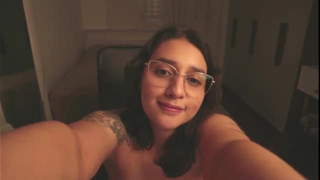 Gallery image thumbnail from Iris_'s myfreecams stream on, 07/28/2024, 10:36 image 17 of 20