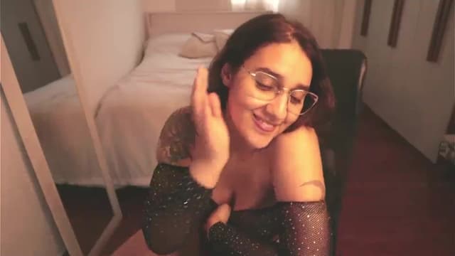 Gallery image thumbnail from Iris_'s myfreecams stream on, 10/19/2024, 09:43 image 16 of 20