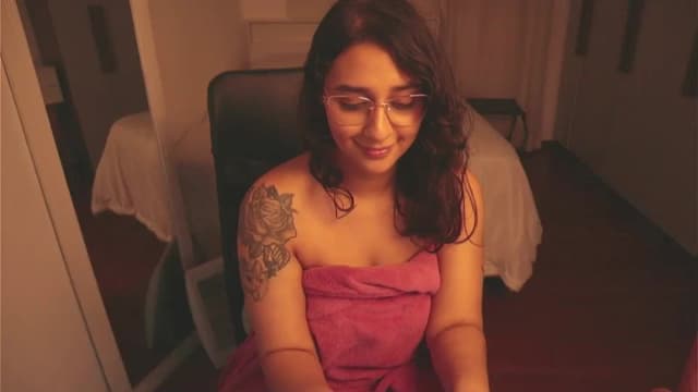 Gallery image thumbnail from Iris_'s myfreecams stream on, 11/16/2024, 09:27 image 19 of 20