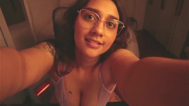 Gallery image thumbnail from Iris_'s myfreecams stream on, 11/25/2024, 08:02 image 18 of 20
