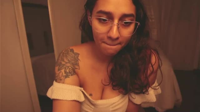 Gallery image thumbnail from Iris_'s myfreecams stream on, 01/16/2025, 07:30 image 2 of 20