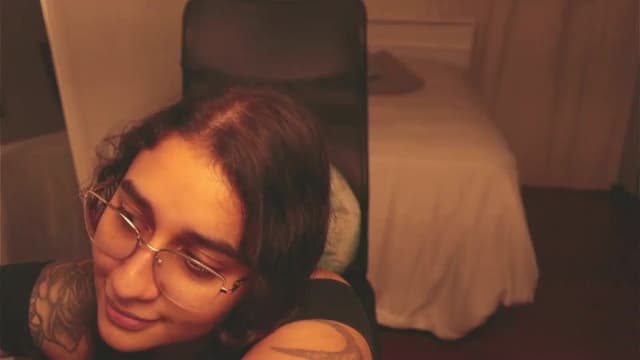 Gallery image thumbnail from Iris_'s myfreecams stream on, 01/24/2025, 08:31 image 10 of 20