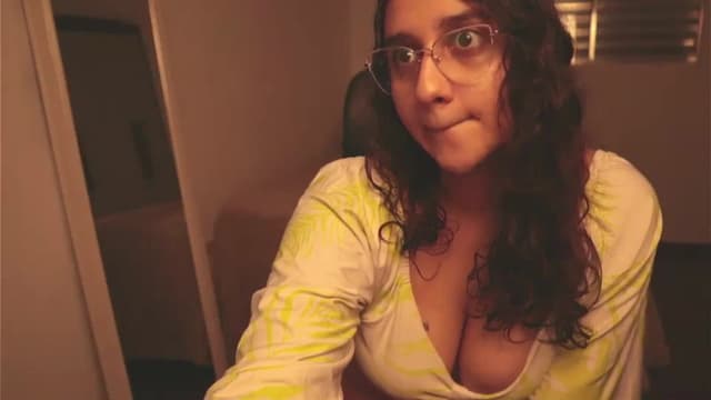 Gallery image thumbnail from Iris_'s myfreecams stream on, 04/02/2025, 06:24 image 18 of 20
