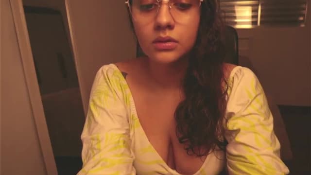 Gallery image thumbnail from Iris_'s myfreecams stream on, 04/02/2025, 06:24 image 8 of 20
