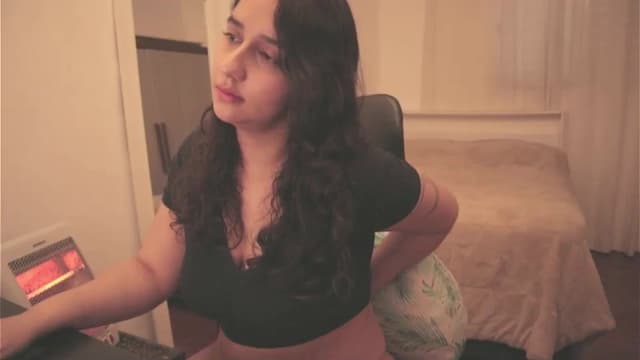 Gallery image thumbnail from Iris_'s myfreecams stream on, 06/10/2025, 13:50 image 3 of 20