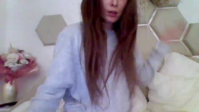 Gallery image thumbnail from Isa__'s myfreecams stream on, 06/15/2024, 22:25 image 3 of 20