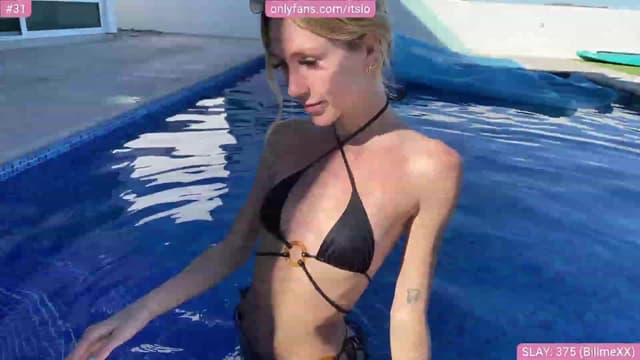 Gallery image thumbnail from ItsLo's myfreecams stream on, 01/28/2023, 22:18 image 4 of 20