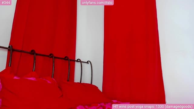 Gallery image thumbnail from ItsLo's myfreecams stream on, 02/13/2023, 20:05 image 17 of 20