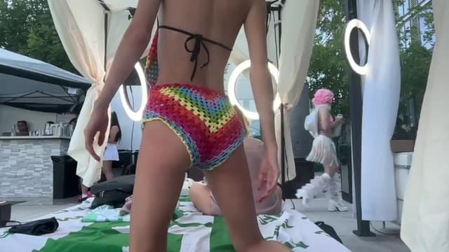 Gallery image thumbnail from ItsLo's myfreecams stream on, 05/22/2025, 24:33 image 9 of 20