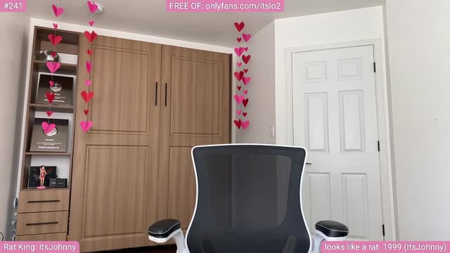 Gallery image thumbnail from ItsLo's myfreecams stream on, 06/11/2025, 20:13 image 20 of 20