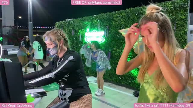 Gallery image thumbnail from ItsLo's myfreecams stream on, 10/09/2025, 05:16 image 2 of 20