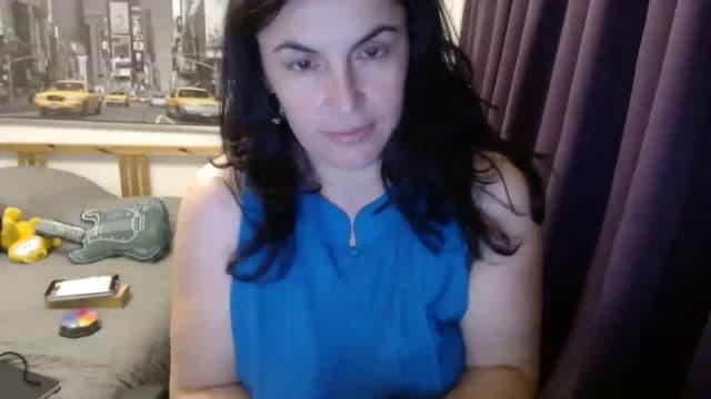 Gallery image thumbnail from JLori's myfreecams stream on, 11/14/2022, 17:35 image 19 of 20