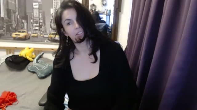 Gallery image thumbnail from JLori's myfreecams stream on, 11/22/2022, 12:54 image 12 of 20