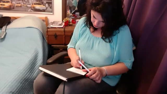 Gallery image thumbnail from JLori's myfreecams stream on, 11/29/2022, 11:55 image 11 of 20