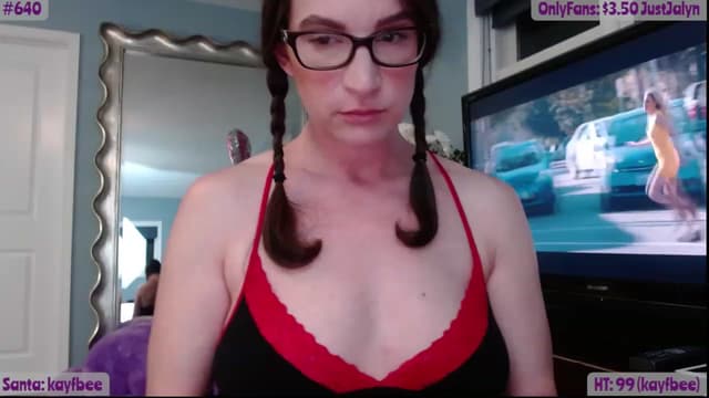 Gallery image thumbnail from Jalyn's myfreecams stream on, 12/06/2022, 01:54 image 11 of 20