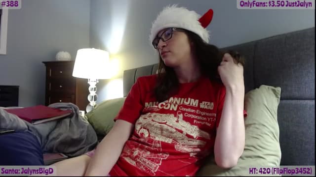 Gallery image thumbnail from Jalyn's myfreecams stream on, 12/21/2022, 24:01 image 5 of 20