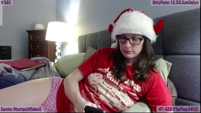 Gallery image thumbnail from Jalyn's myfreecams stream on, 12/21/2022, 24:01 image 13 of 20