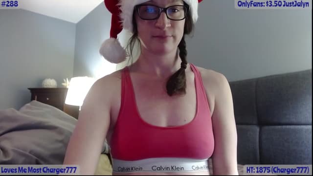 Gallery image thumbnail from Jalyn's myfreecams stream on, 12/29/2022, 24:16 image 7 of 20