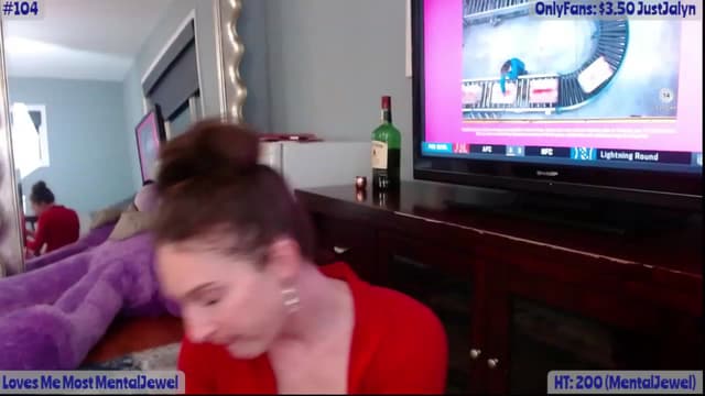 Gallery image thumbnail from Jalyn's myfreecams stream on, 02/07/2023, 01:27 image 10 of 20