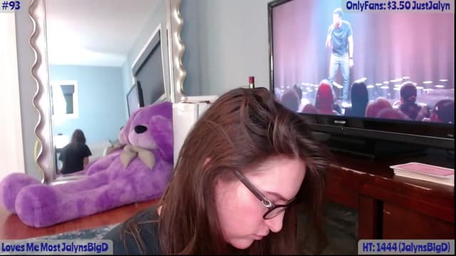 Gallery image thumbnail from Jalyn's myfreecams stream on, 02/15/2023, 24:55 image 9 of 20