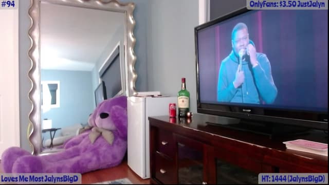 Gallery image thumbnail from Jalyn's myfreecams stream on, 02/15/2023, 02:07 image 13 of 20