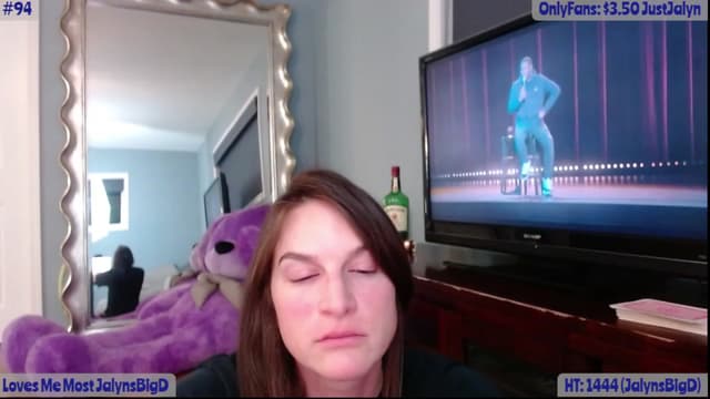 Gallery image thumbnail from Jalyn's myfreecams stream on, 02/15/2023, 02:07 image 18 of 20