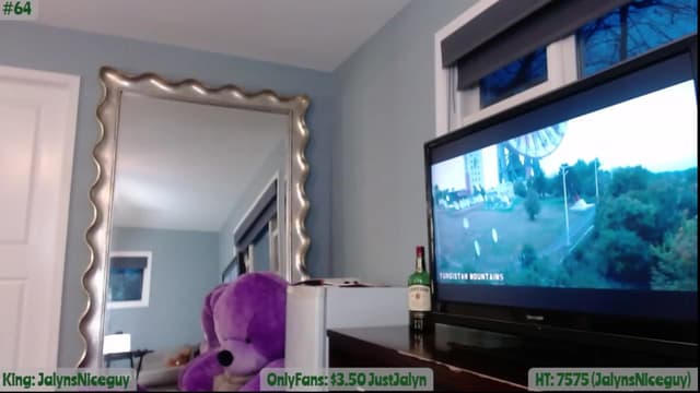 Gallery image thumbnail from Jalyn's myfreecams stream on, 03/30/2023, 01:13 image 18 of 20