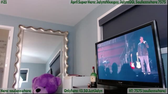 Gallery image thumbnail from Jalyn's myfreecams stream on, 04/07/2023, 02:06 image 14 of 20
