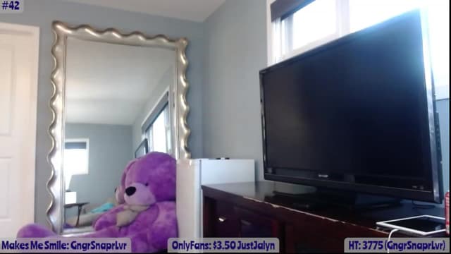 Gallery image thumbnail from Jalyn's myfreecams stream on, 04/19/2023, 24:02 image 10 of 20