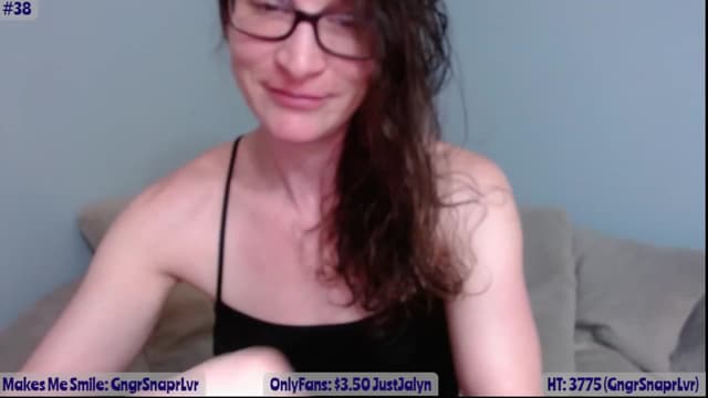 Gallery image thumbnail from Jalyn's myfreecams stream on, 04/19/2023, 02:00 image 12 of 20