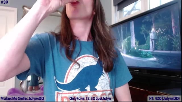 Gallery image thumbnail from Jalyn's myfreecams stream on, 04/19/2023, 23:19 image 13 of 20