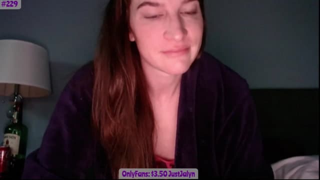 Gallery image thumbnail from Jalyn's myfreecams stream on, 07/04/2023, 13:30 image 10 of 20