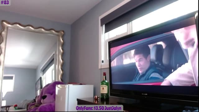 Gallery image thumbnail from Jalyn's myfreecams stream on, 07/10/2023, 18:33 image 16 of 20