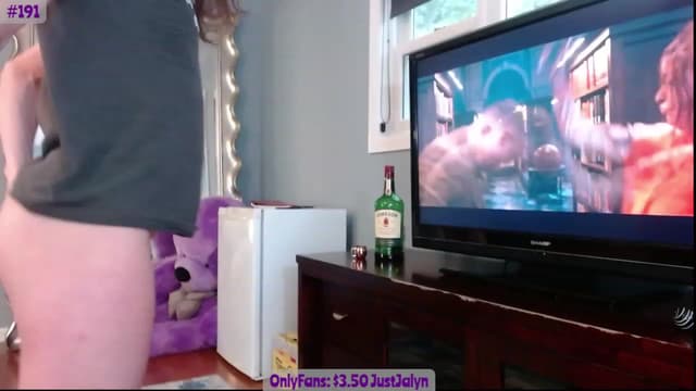 Gallery image thumbnail from Jalyn's myfreecams stream on, 08/06/2023, 24:16 image 9 of 20